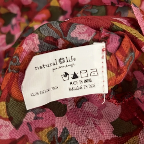 NWT NATURAL LIFE Floral Pintuck Placket Tunic - Picture 9 of 10
